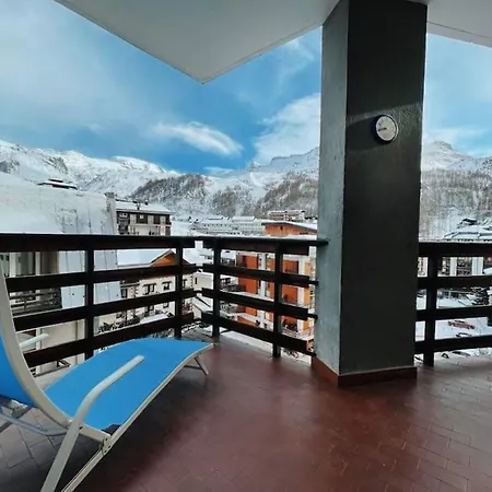 Bilocale In Centro Con Vista Sul Cervino E Wifi As2 Daire Breuil-Cervinia